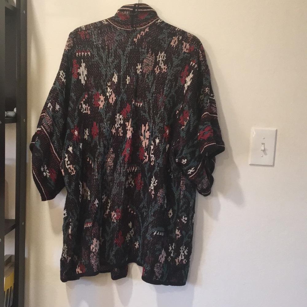 Ecoté Patterned Cardigan - Picture 2 of 3